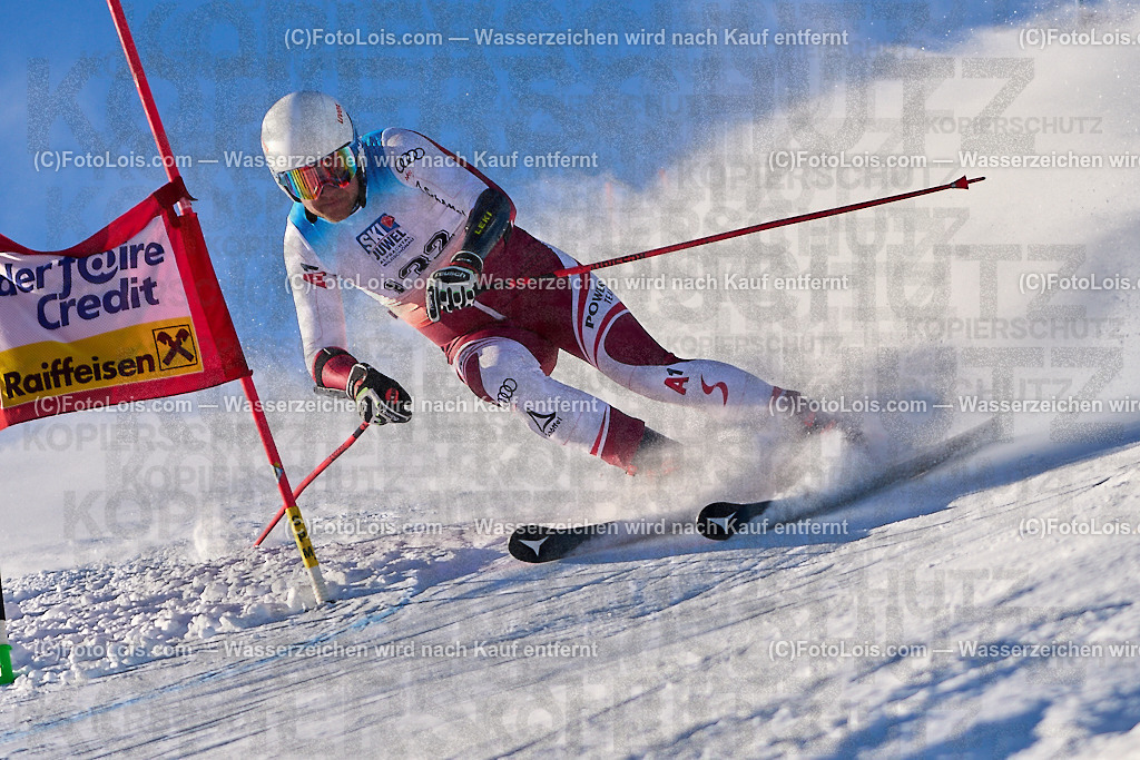 ALP5040_MASTERS-Cup_GS-A Herrn_Payer Florian | (C)FotoLois.com, Alois Spandl. FIS Masters-Cup Wildschönau, Giant Slalom auf der Piste Schatzberg GS, Siegerehrung auf dem Dorfplatz Niederau, Sa 13. Januar 2024.
