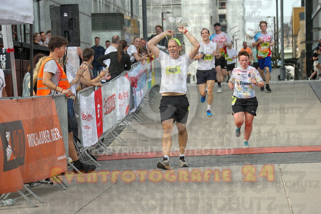 250920_1521_EX1_8986 | Sportfotografie im Rhein-Sieg Kreis, Köln, Bonn, NRW, Rheinland Pfalz, Hessen, etc. Unser Tätigkeitsfeld umfasst den Laufsport vom Volkslauf über den Marathon, Duathlon, Triathon bis zum Ultralauf wie Kölnpfad Ultra oder Schindertrail.