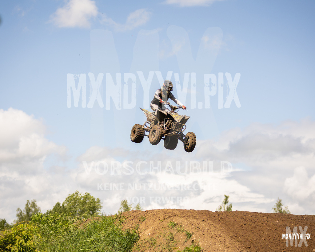 866A7130 | mxndyyvipix