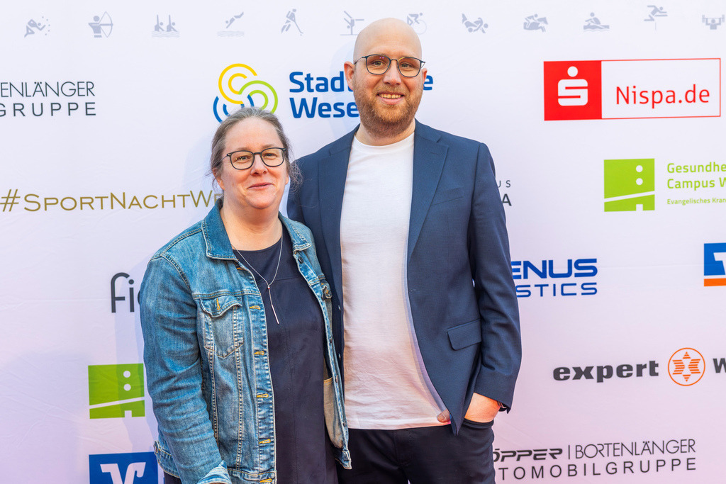 top-top.de 260306-214 | Foto, Video, Fotografie, Videografie, Fotobox, DJ, Discjockey, Musik, Musikbox, Veranstaltung, Photobooth, Amazon, Ebay, Buchtipp, Bestseller, Autor, Verlag, Buch, Wesel, Hamminkeln, NRW, Dinslaken, Rees, Drohne, Hochzeit, Party, Fotobox, Wesel, Fotograf