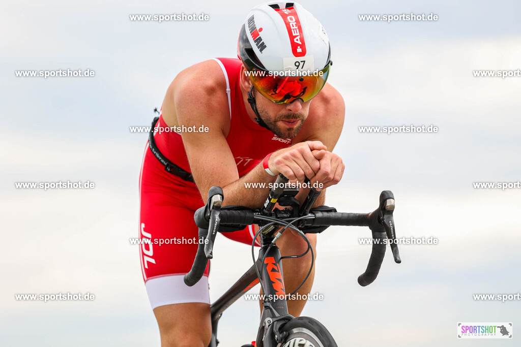 BR8A6507 | Stadttriathlon Erding 2025. #yourpictrs #sportshot_your_pictrs @Sportshotphotography #stadttriathlonerding Copyright: www.sportshot.de
