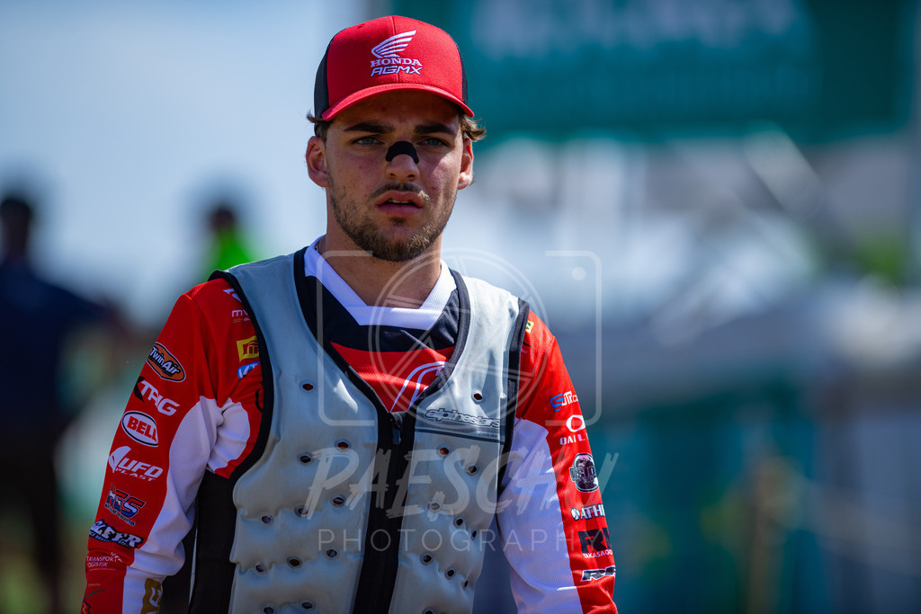 MX 2 (614) | Paeschuphoto Shop - Wer nicht sucht der auch nicht findet.Ob Motocrossbilder oder von einem besuchtem Spiel, Hauptsache Action. - Realisiert mit Pictrs.com