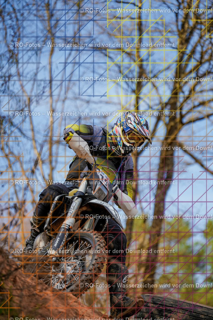 3 Lauf Mernes-2096 | Sportfotografie von RO-Fotos: Motorsport, Motocross, Enduro, Laufveranstaltungen und Triathlon. Professionelle Fotos von Sportlern und Events. - Realisiert mit Pictrs.com