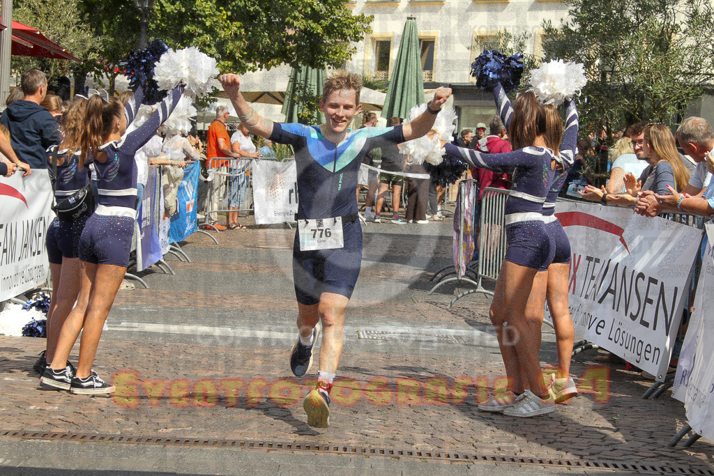 250824_1504_EV4_2626 | Sportfotografie im Rhein-Sieg Kreis, Köln, Bonn, NRW, Rheinland Pfalz, Hessen, etc. Unser Tätigkeitsfeld umfasst den Laufsport vom Volkslauf über den Marathon, Duathlon, Triathon bis zum Ultralauf wie Kölnpfad Ultra oder Schindertrail.