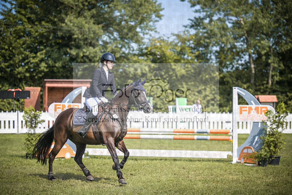 DOS_3465 | Entdecke hochwertige Reitturnierfotos von Foto Oger. Professionell, emotional und authentisch – jetzt Lieblingsmomente im Shop bestellen.Deutschlandweite Turnierfotografie. - Realisiert mit Pictrs.com