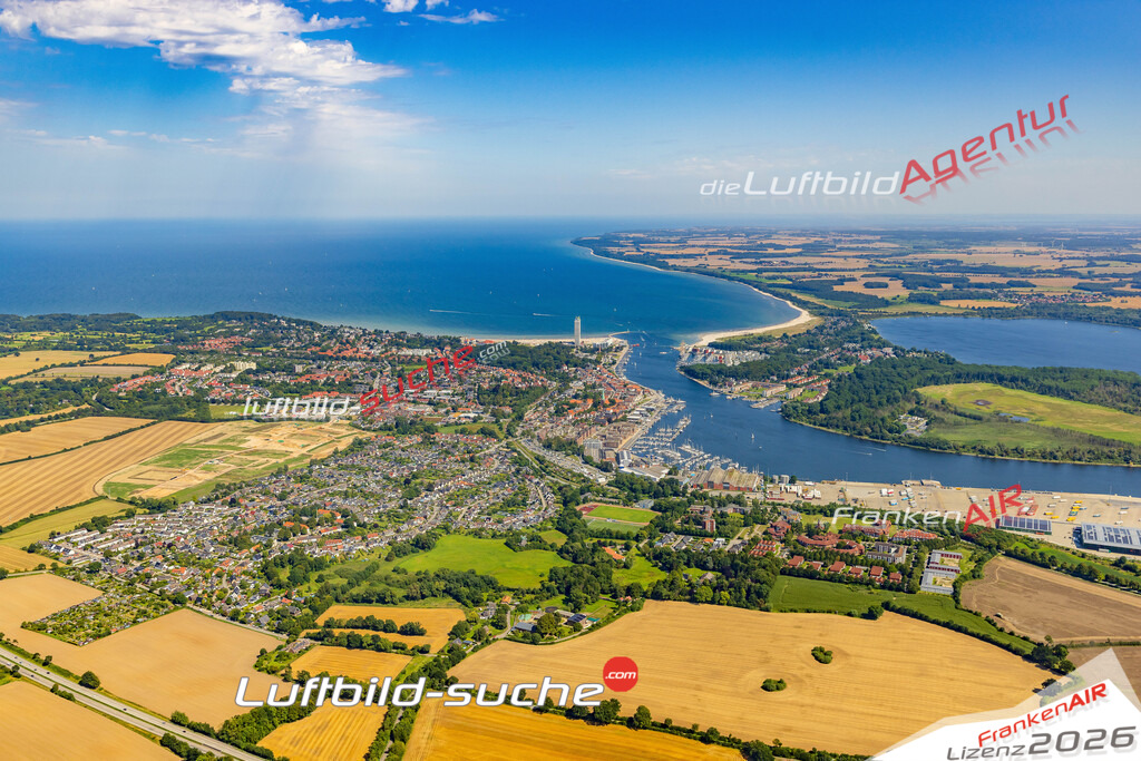 Alt Travemünde Lübeck Bild- Das Luftbild wurde 2025 vom UL-Flugzeug heraus erstellt ( keine Drohne bzw. Drohnenaufnahme ) - Hochauflösende Luftaufnahme -Nicht vergleichbar mit Google Maps oder Satelittenbilder- Die Geschenkidee !Mit Lizenz und Bildrechte bestellbar - CC