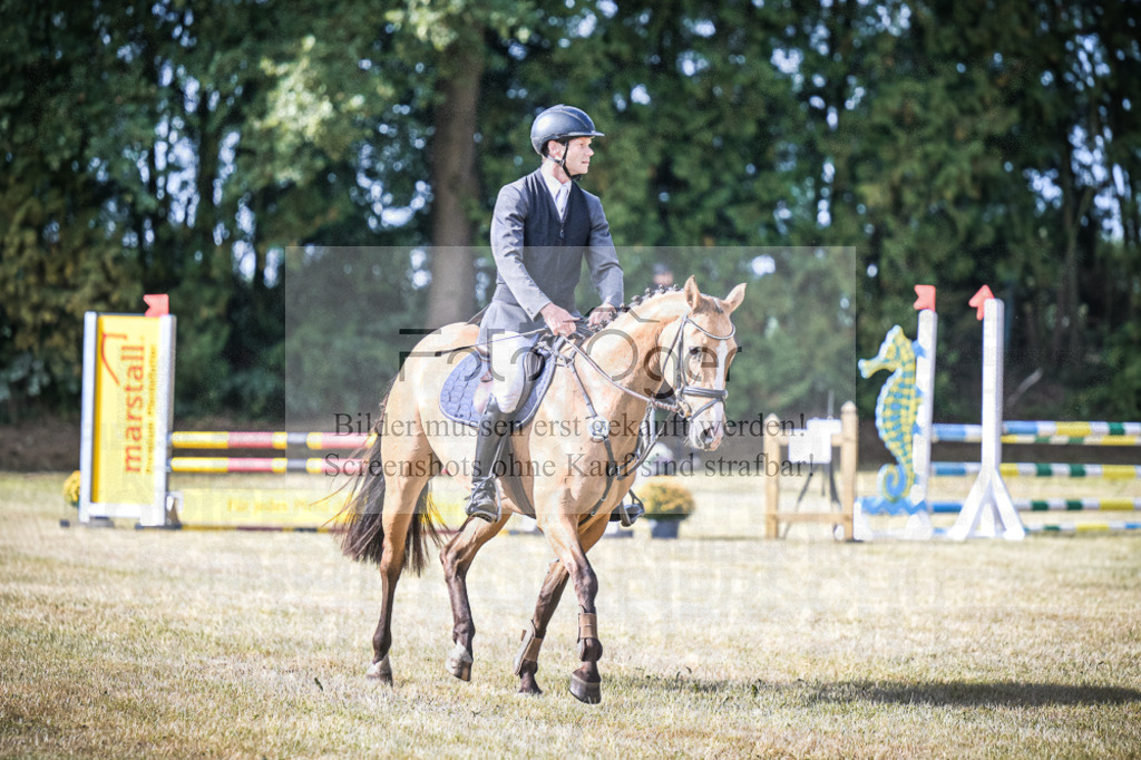 DOS_0434 | Entdecke hochwertige Reitturnierfotos von Foto Oger. Professionell, emotional und authentisch – jetzt Lieblingsmomente im Shop bestellen.Deutschlandweite Turnierfotografie. - Realisiert mit Pictrs.com