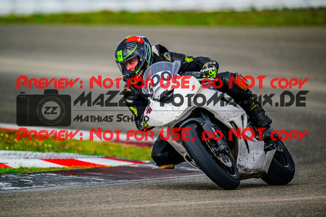 MaZZes_FotoMatrix_240910_6007705_3270 | ROT