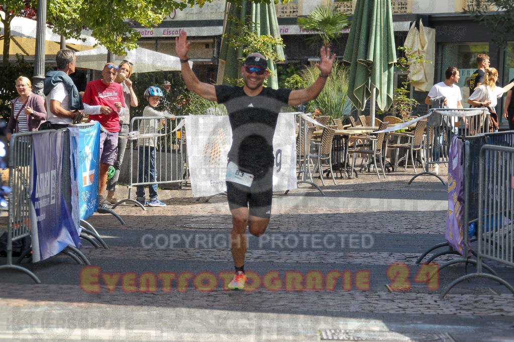 250824_1224_EV4_9203 | Sportfotografie im Rhein-Sieg Kreis, Köln, Bonn, NRW, Rheinland Pfalz, Hessen, etc. Unser Tätigkeitsfeld umfasst den Laufsport vom Volkslauf über den Marathon, Duathlon, Triathon bis zum Ultralauf wie Kölnpfad Ultra oder Schindertrail.