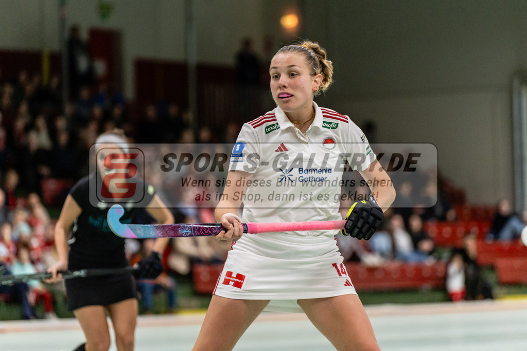 SFE_20250112_0080 | Köln, Deutschland, 12.01.2025:  ßHockey 1. Bundesliga Damen Rot-Weiss Köln - Schwarz-Weiß Köln im KTHC Stadion Rot-Weiss Köln Tennis and Hockey Club am 12.01.2025 in Köln, Deutschland. (Foto von Stephan Fehrmann)Köln, Germany, 12.01.2025: ßHockey 1. Bundesliga Damen Rot-Weiss Köln - Schwarz-Weiß Köln in KTHC Stadion Rot-Weiss Köln Tennis and Hockey Club at 12.01.2025 in Köln, Deutschland. (Foto from Stephan Fehrmann)