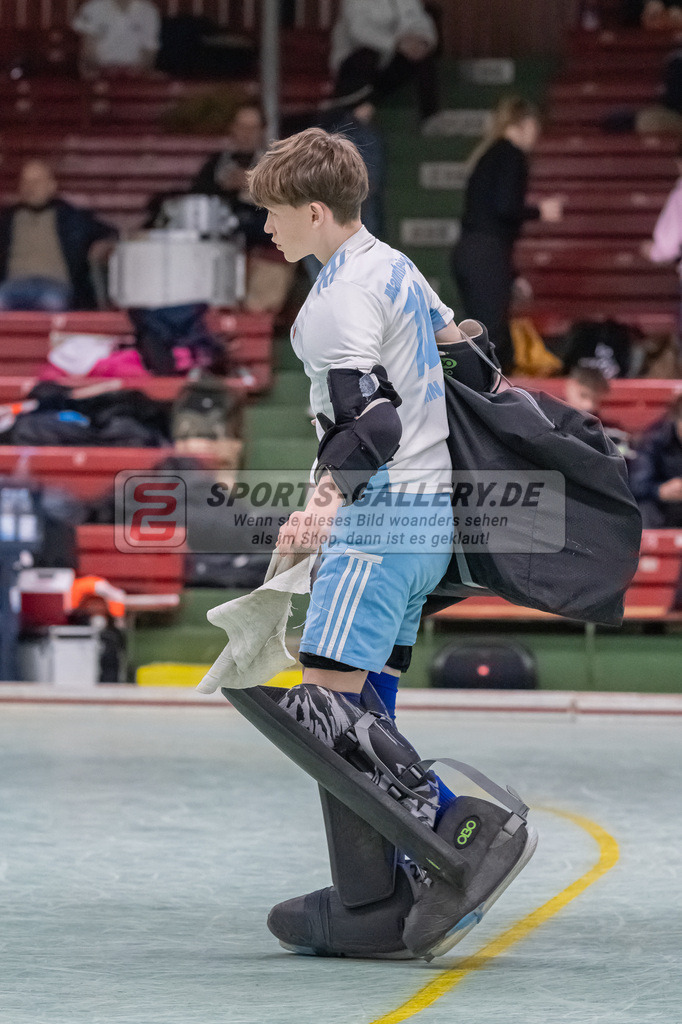 HK_20230304_105829 | Deutsche Meisterschaft MU16 Zehlend. Wespen - Mannheimer HC am 4.3.2023 RWK, Köln ,