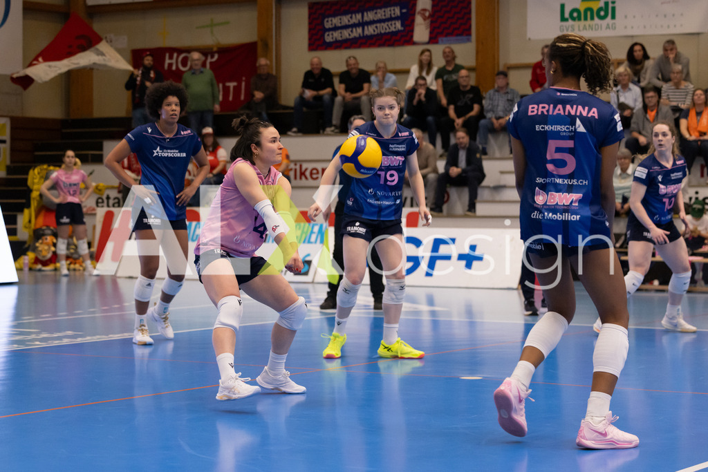 Volleyball I Frauen I Saison 2025-2026 I Volleyball NLA | Women I 1/2 Finals I  VC Kanti Schaffhausen - Sm'Aesch Pfeffingen I 07.03.2026 | 14 Romina Schnyder (CH) (Sm'Aesch Pfeffingen) – Libera - Realisiert mit Pictrs.com