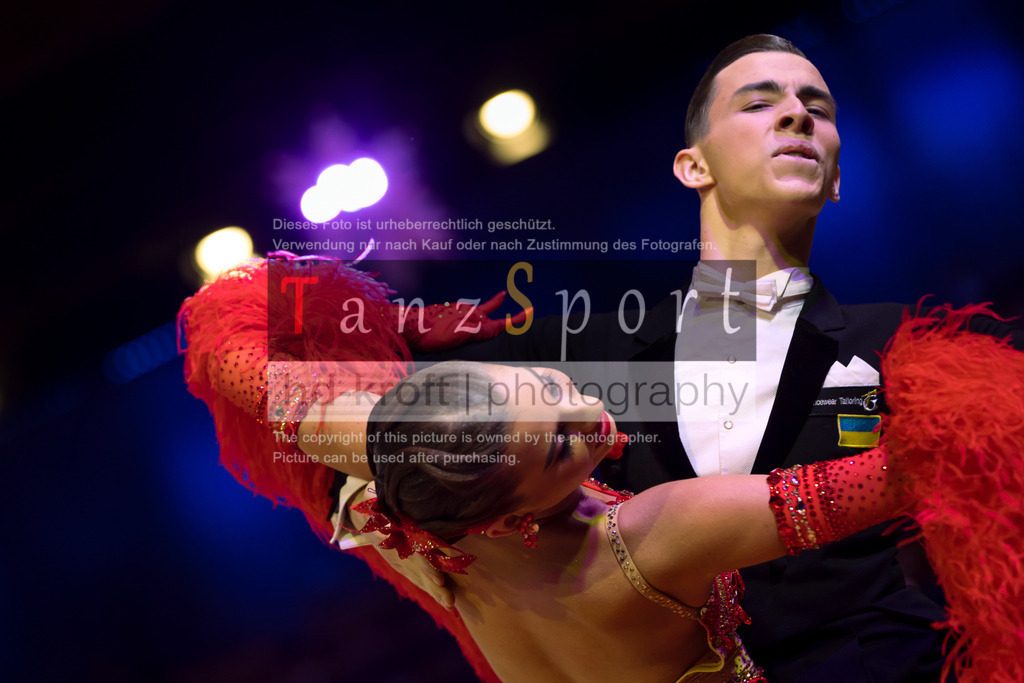 20241215_WDSF_Open_Youth_Std-Riga-8494 | Tanzsportbilder, Standardtanz, Lateintanz, WDSF, DTV, LTVB, dancecomp, goc, hessen tanzt, blaues band der spree, walzer, tango, wiener walzer, slowfox, quickstepp, samba, rumba, cha-cha-cha, paso doble. jive, hd-kroft photography, turniertanzsport