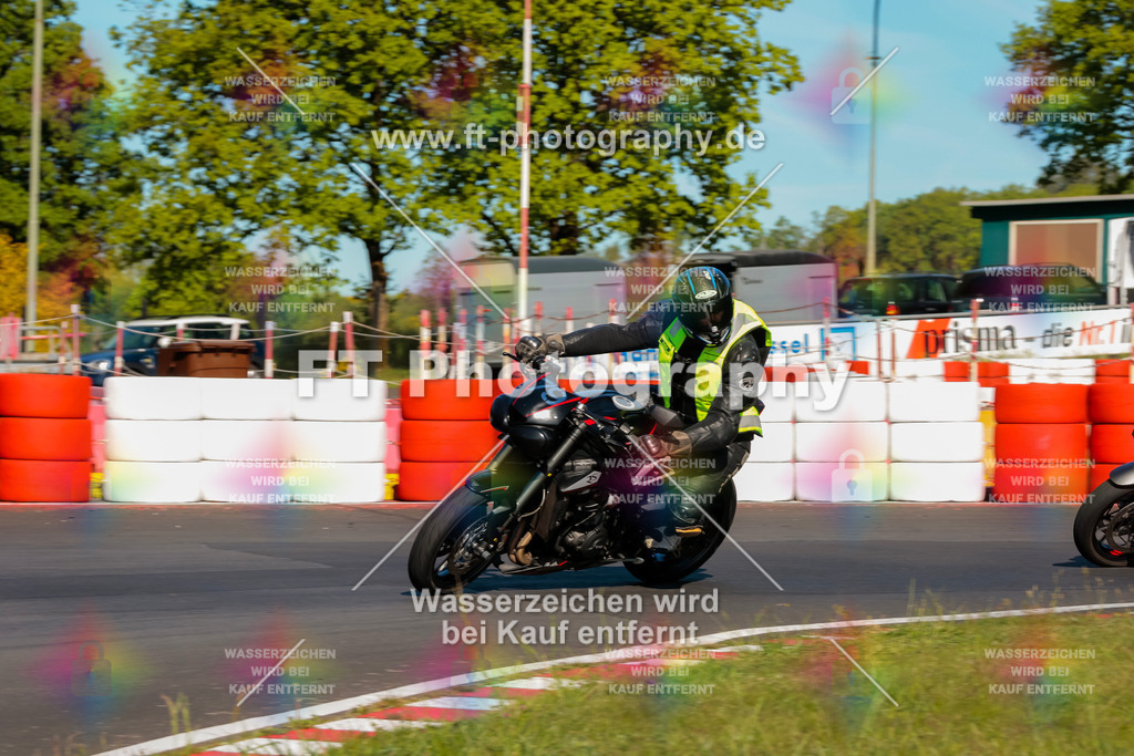 Moto-TeamOBK-21119 | Hier findet Ihr Bilder von Touristenfahrten auf der Nürburgring Nordschleife oder von anderen Veranstaltungen die ich besucht habe. Viel Spass beim Durch Schauen 