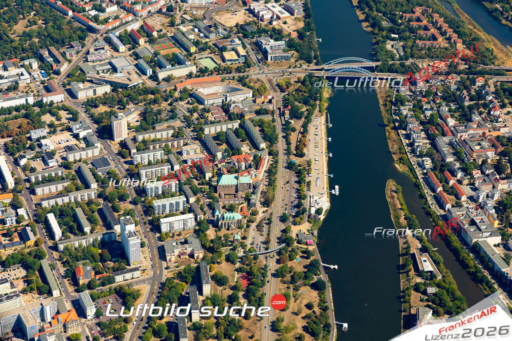 Das Luftbild der Stadt Magdeburg wurde 2022 vom Flugzeug heraus erstellt (keine Drohnen-Aufnahmen) Aufnahmehöhe ca.450 Meter- hohe Bildauflösung und Druck-Qualität. Garantiert!
