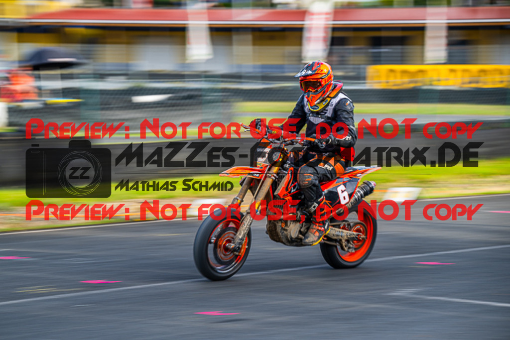 MaZZes_FotoMatrix_230813_5892 | UE40