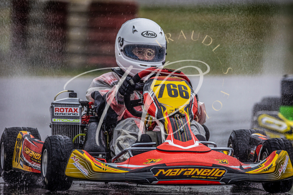 f63fcf2cb9b04c2ebf89699492ec70b5 | traudl_s_fotos