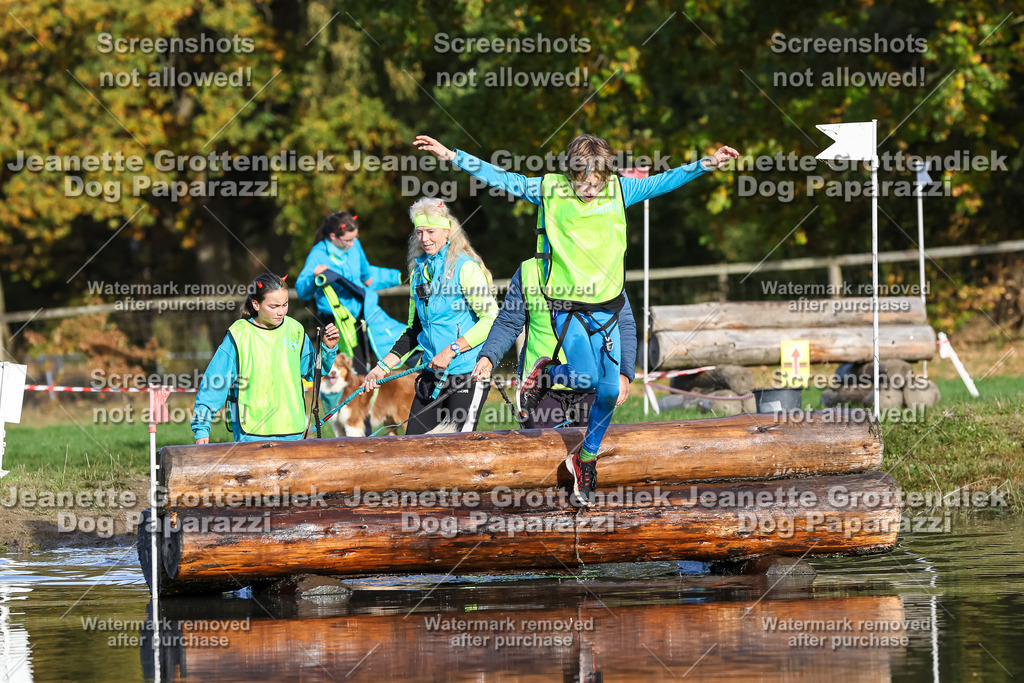 Dog Paparazzi - Strongdog 10-25-8458 | Dog Paparazzi Jeanette Grottendiek Fotografie & Videografie - Realisiert mit Pictrs.com