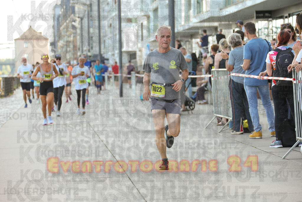 250920_1448_EX1_7628 | Sportfotografie im Rhein-Sieg Kreis, Köln, Bonn, NRW, Rheinland Pfalz, Hessen, etc. Unser Tätigkeitsfeld umfasst den Laufsport vom Volkslauf über den Marathon, Duathlon, Triathon bis zum Ultralauf wie Kölnpfad Ultra oder Schindertrail.