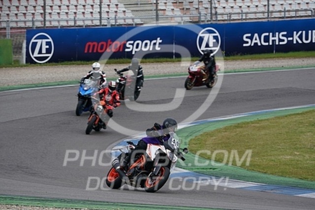 2023_05_01_PBK_28709 | Sportfotografie; SlowMotion; Video; Rennstrecke; Hafeneger; Speer; Racing; RSE; BMW; CBO; Trackday; Motorsportarena; Hockenheimring; Brno; Most; Barcelona; Valencia