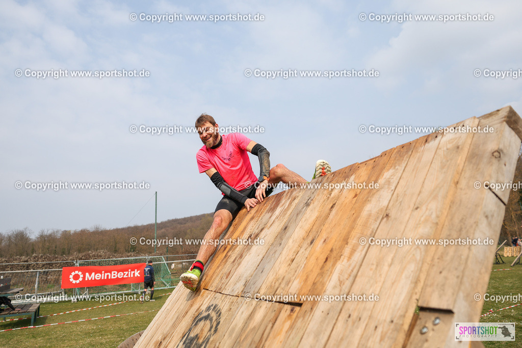 LUR_3168 | Celtic Warrior Dirth Run #celticwarriordirtrun #ocr #kidsrace #celtinis #sprint #wallhalla #dirtrun #donnerskirchen#celticwarriordirtruniscoming #celticwarrior #allout #battle #endurance #ultra #celticwarriorultra #yourpictrs #sportshot_your_pictrs