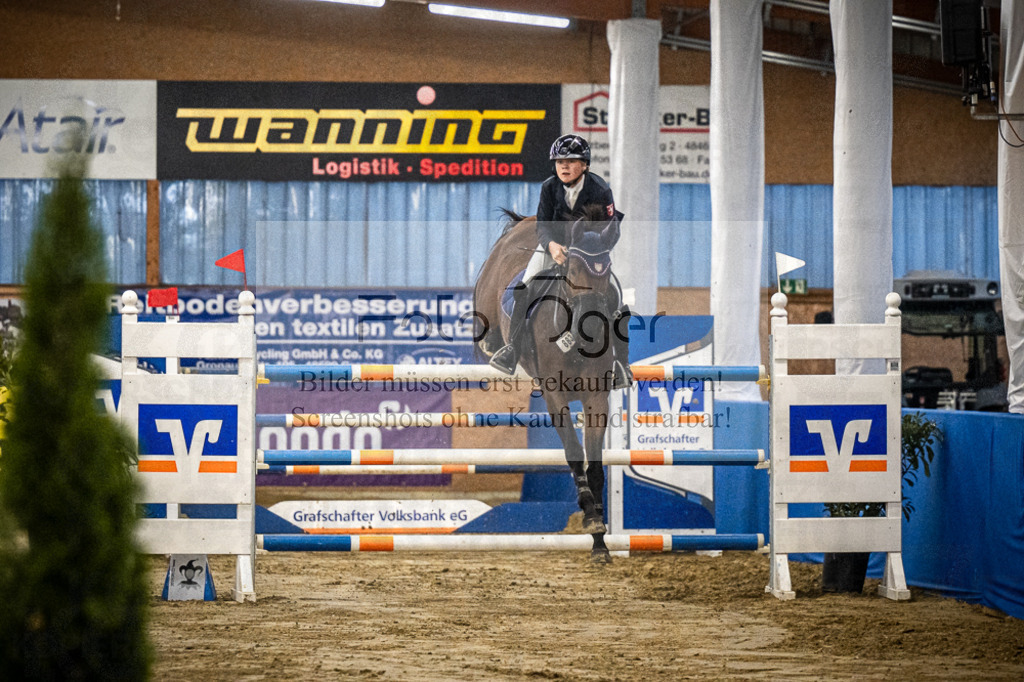 DOS_1259 | Entdecke hochwertige Reitturnierfotos von Foto Oger. Professionell, emotional und authentisch – jetzt Lieblingsmomente im Shop bestellen.Deutschlandweite Turnierfotografie. - Realisiert mit Pictrs.com