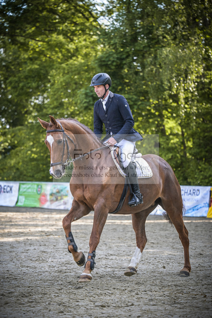 DOS_5287 | Entdecke hochwertige Reitturnierfotos von Foto Oger. Professionell, emotional und authentisch – jetzt Lieblingsmomente im Shop bestellen.Deutschlandweite Turnierfotografie. - Realisiert mit Pictrs.com