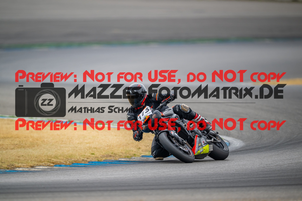 MaZZes-Fotomatrix-20260809-578001 | R1