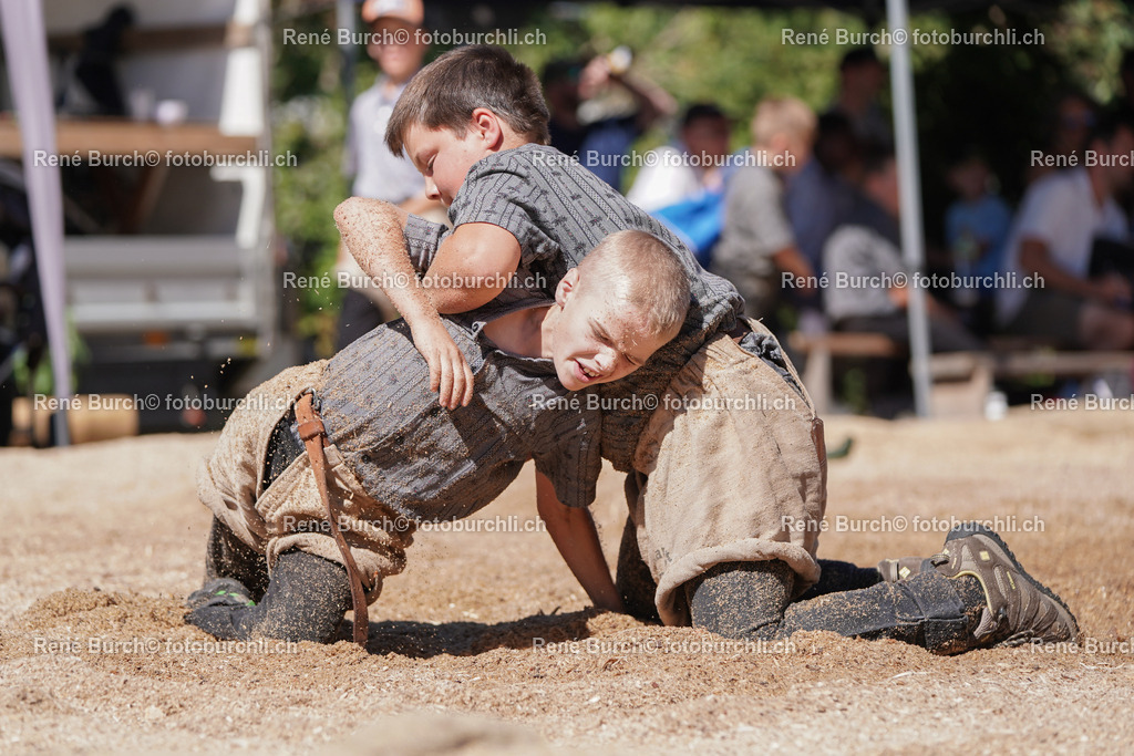 DSC08949-2 | René Burch leidenschaftlicher Fotograf aus Kerns in Obwalden.  Hier finden sie Sport, Landschaft und Natur Fotografie.
 - Realisiert mit Pictrs.com