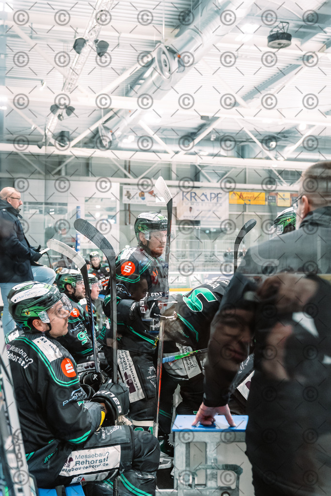 Alligators_vs_Peiting_25_11_2025-36 | Höchstadt Alligators Fotogalerie: Eishockey-Action aus Franken. Professionelle Spielfotos, Portraits & Stadionbilder zum Download. Jetzt entdecken! - Realisiert mit Pictrs.com