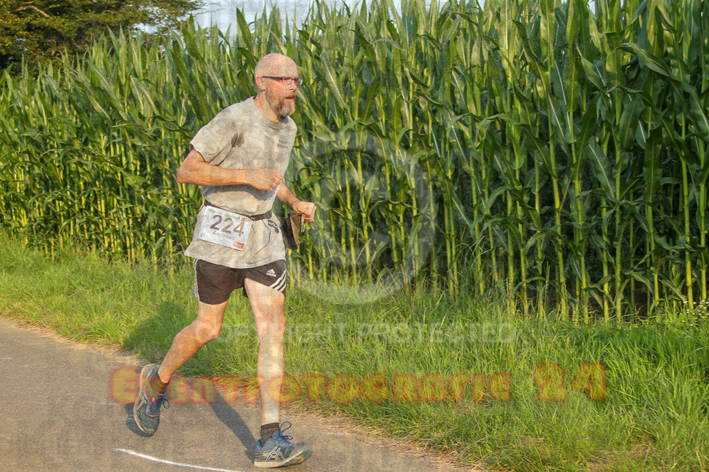 240802_1921_EV4_3599 | Sportfotografie im Rhein-Sieg Kreis, Köln, Bonn, NRW, Rheinland Pfalz, Hessen, etc. Unser Tätigkeitsfeld umfasst den Laufsport vom Volkslauf über den Marathon, Duathlon, Triathon bis zum Ultralauf wie Kölnpfad Ultra oder Schindertrail.