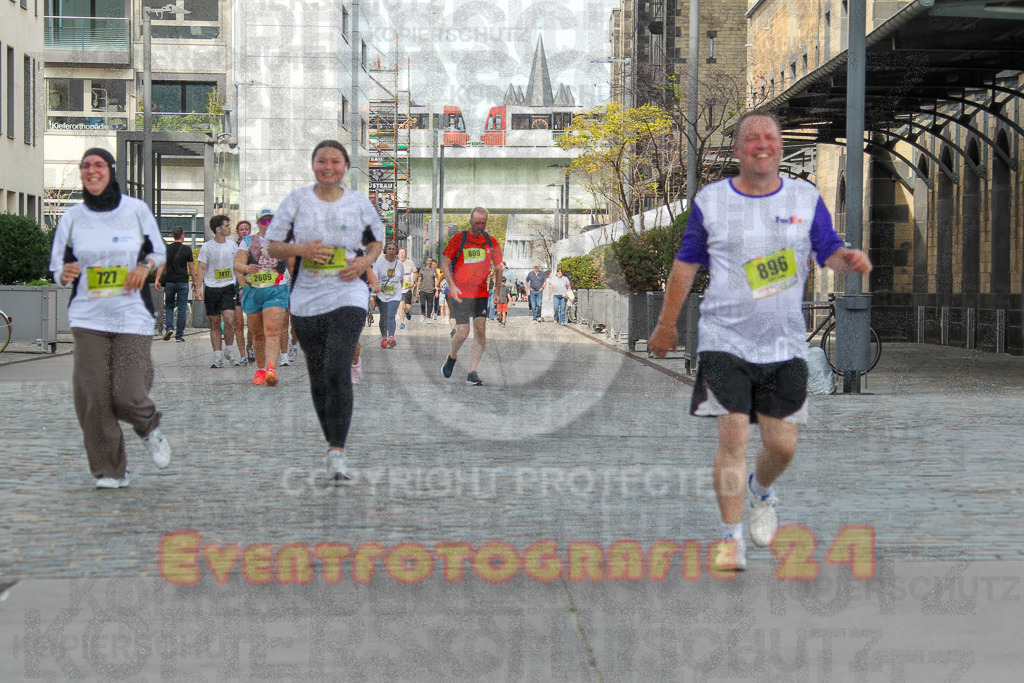 250920_1342_EV4_6481 | Sportfotografie im Rhein-Sieg Kreis, Köln, Bonn, NRW, Rheinland Pfalz, Hessen, etc. Unser Tätigkeitsfeld umfasst den Laufsport vom Volkslauf über den Marathon, Duathlon, Triathon bis zum Ultralauf wie Kölnpfad Ultra oder Schindertrail.