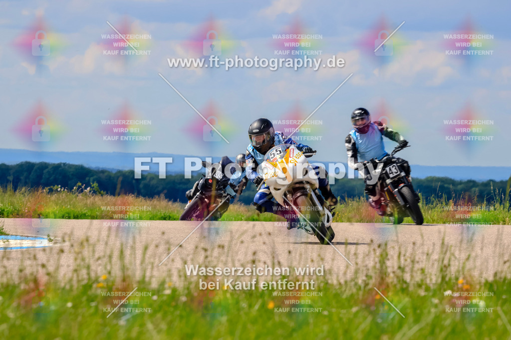 MotoTeam-0848 | Hier findet Ihr Bilder von Touristenfahrten auf der Nürburgring Nordschleife oder von anderen Veranstaltungen die ich besucht habe. Viel Spass beim Durch Schauen 