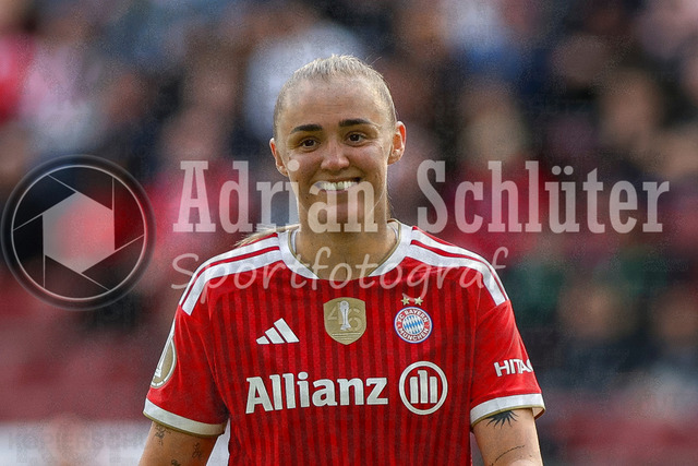 14.05.2026, GER, Fussball, Frauen, DFB-Pokal, Finale, Saison 2025/2026, VfL Wolfsburg - FC Bayern München | Gerogia Stanway (Bayern) gestikuliert, Gestik und Mimik