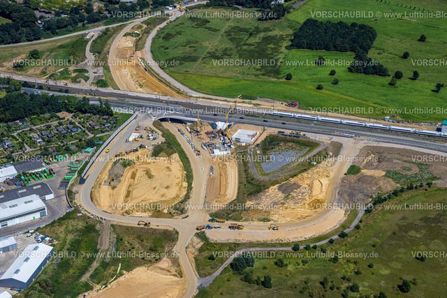 Wesel240802162 | Luftbild, Lippemündungsraum, Baustelle und Ausbaufläche an der Bundesstraße B8, Fusternberg, Wesel, Ruhrgebiet, Niederrhein, Nordrhein-Westfalen, Deutschland