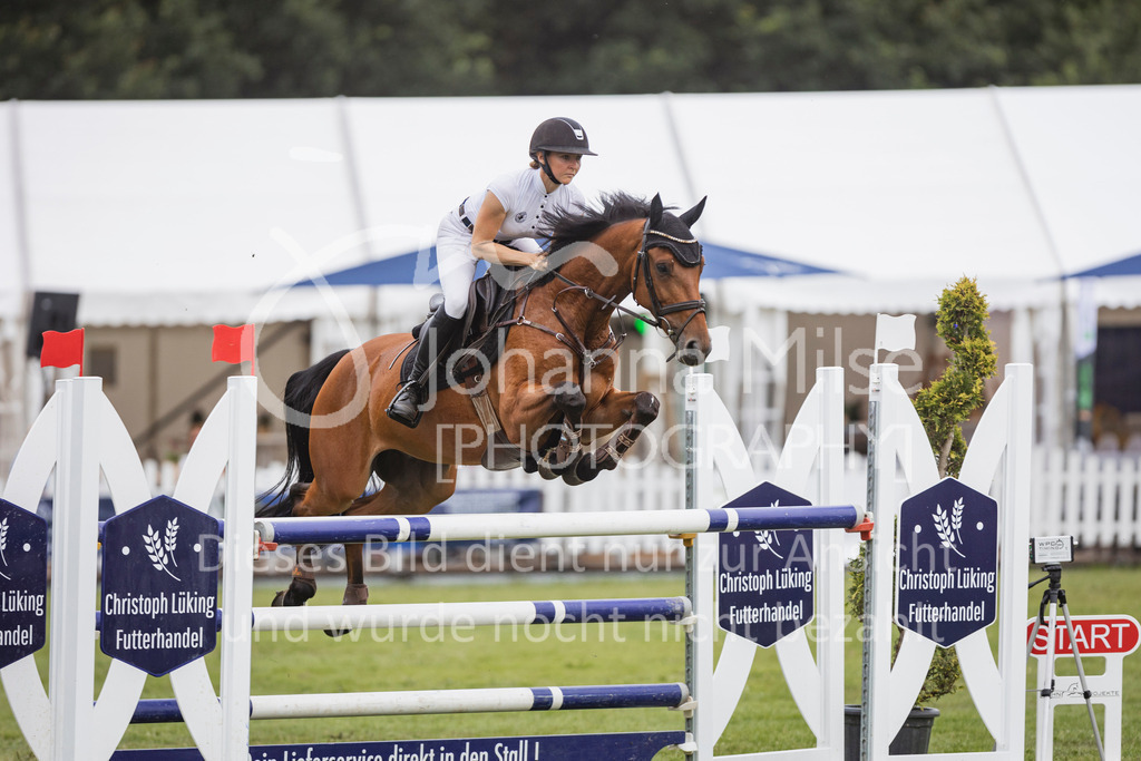 240719_LC_Youngster-M-301 | Deine schönsten Turniermomente als professionelle Fotos! Entdecke hochwertige Pferdesport-Fotografie im Online-Shop. Jetzt Fotos finden & bestellen!