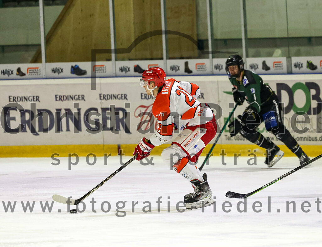 2022-12-02_056_TSV_Erding_gegen_EV_Pegnitz | Erding, Deutschland, 02.12.2022:
Eishockey, Bayernliga 2022 / 2023, 17. Spieltag, TSV Erding gegen EV Pegnitz, Endergebnis: 9:3

Roman Navarra (EV Pegnitz, #21)

Foto: Christian Riedel / fotografie-riedel.net