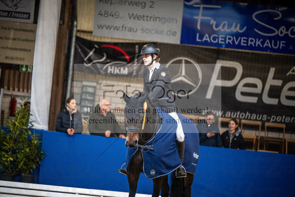 DOS_0007 | Entdecke hochwertige Reitturnierfotos von Foto Oger. Professionell, emotional und authentisch – jetzt Lieblingsmomente im Shop bestellen.Deutschlandweite Turnierfotografie. - Realisiert mit Pictrs.com