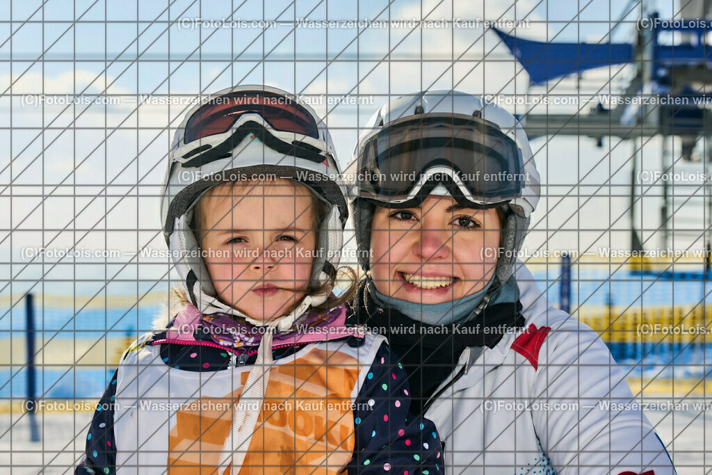 ALP6717_SchiSchule Haginger_Semesterkurs_Hanna | (C)FotoLois.com, Alois Spandl, Semester-Schikurs der Schischule HAGINGER in Mitterbach/Gemeindealpe, Fr 10. Februar 2023.