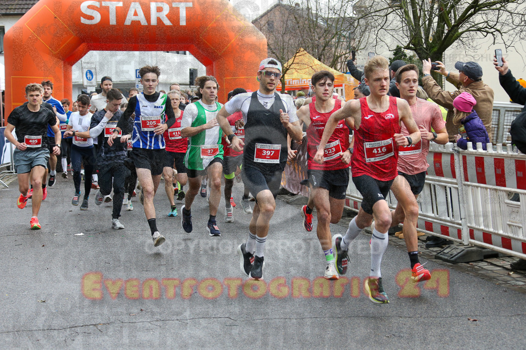 251130_1133_EX1_7970 | Sportfotografie im Rhein-Sieg Kreis, Köln, Bonn, NRW, Rheinland Pfalz, Hessen, etc. Unser Tätigkeitsfeld umfasst den Laufsport vom Volkslauf über den Marathon, Duathlon, Triathon bis zum Ultralauf wie Kölnpfad Ultra oder Schindertrail.