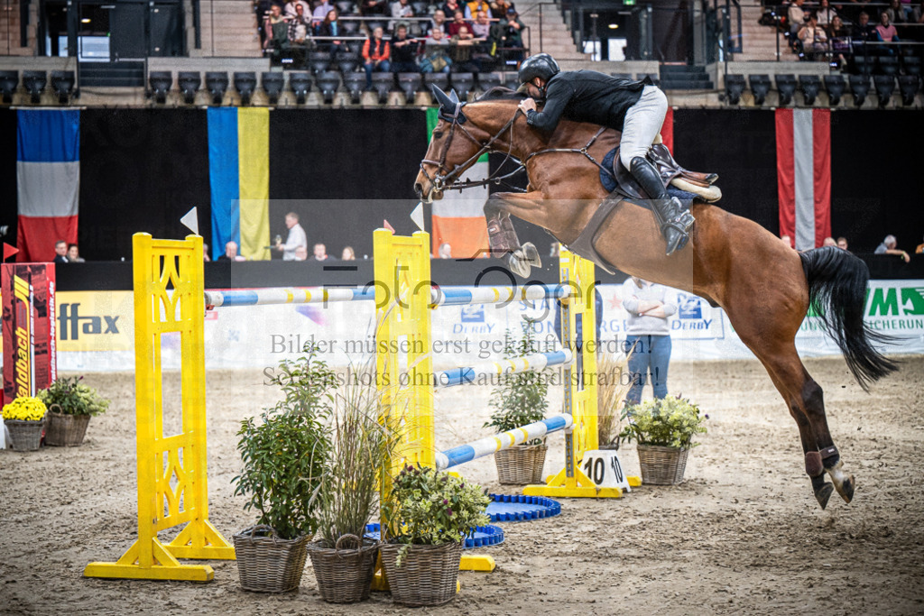 DOS_2068 | Entdecke hochwertige Reitturnierfotos von Foto Oger. Professionell, emotional und authentisch – jetzt Lieblingsmomente im Shop bestellen.Deutschlandweite Turnierfotografie. - Realisiert mit Pictrs.com