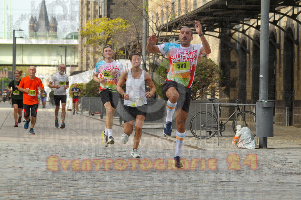 250920_1521_EV4_8566 | Sportfotografie im Rhein-Sieg Kreis, Köln, Bonn, NRW, Rheinland Pfalz, Hessen, etc. Unser Tätigkeitsfeld umfasst den Laufsport vom Volkslauf über den Marathon, Duathlon, Triathon bis zum Ultralauf wie Kölnpfad Ultra oder Schindertrail.