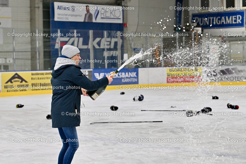 WILDCATS PATERNION & Lady Hawks Siegerehrung-Meisterfeier | Melanie Lesacher, Champagner Dusche, WILDCATS PATERNION &amp; Lady Hawks Siegerehrung-Meisterfeier, WILDCATS PATERNION &amp; Lady Hawks Siegerehrung-Meisterfeier am 12.03.2025 in Steindorf (Ossiachersee Halle), Austria, (Photo by Bernd Stefan)