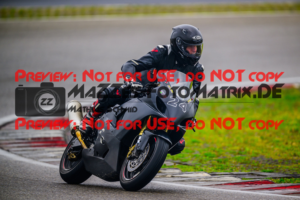 MaZZes_FotoMatrix_240519_6007705_6601 | Fotograf Mathias Schmid
Sportfotograf,
Eventfotograf,
Hochzeitsfotograf,
Portraitfotograf