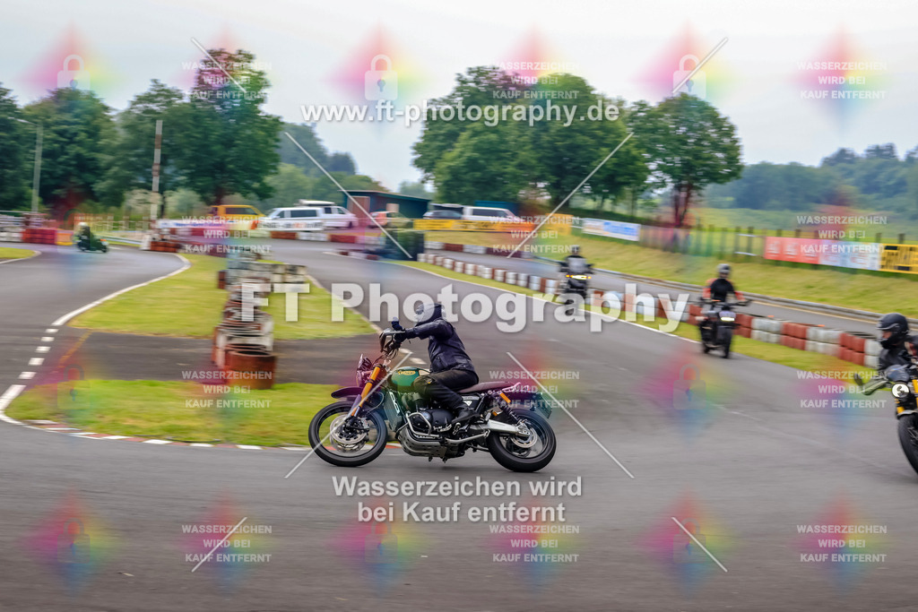 OBK-5624 | Hier findet Ihr Bilder von Touristenfahrten auf der Nürburgring Nordschleife oder von anderen Veranstaltungen die ich besucht habe. Viel Spass beim Durch Schauen 