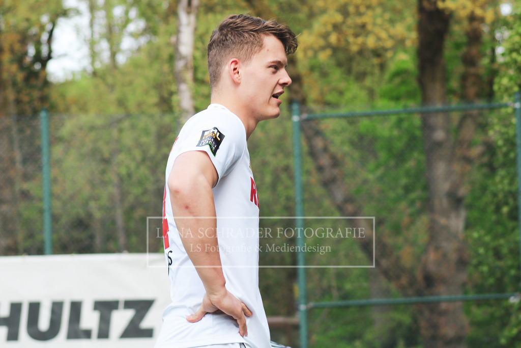 Bundesliga Herren HTC Uhlenhorst Mülheim - Rot-Weiß Köln 13.04.24 Mülheim-033 | lanaschraderfotografie - Realisiert mit Pictrs.com