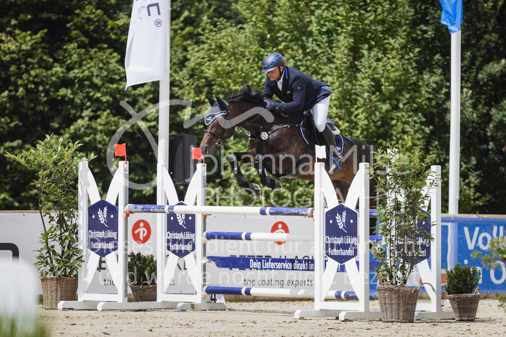 250713_BHO_M2-Spr-2-623 | Deine schönsten Turniermomente als professionelle Fotos! Entdecke hochwertige Pferdesport-Fotografie im Online-Shop. Jetzt Fotos finden & bestellen!