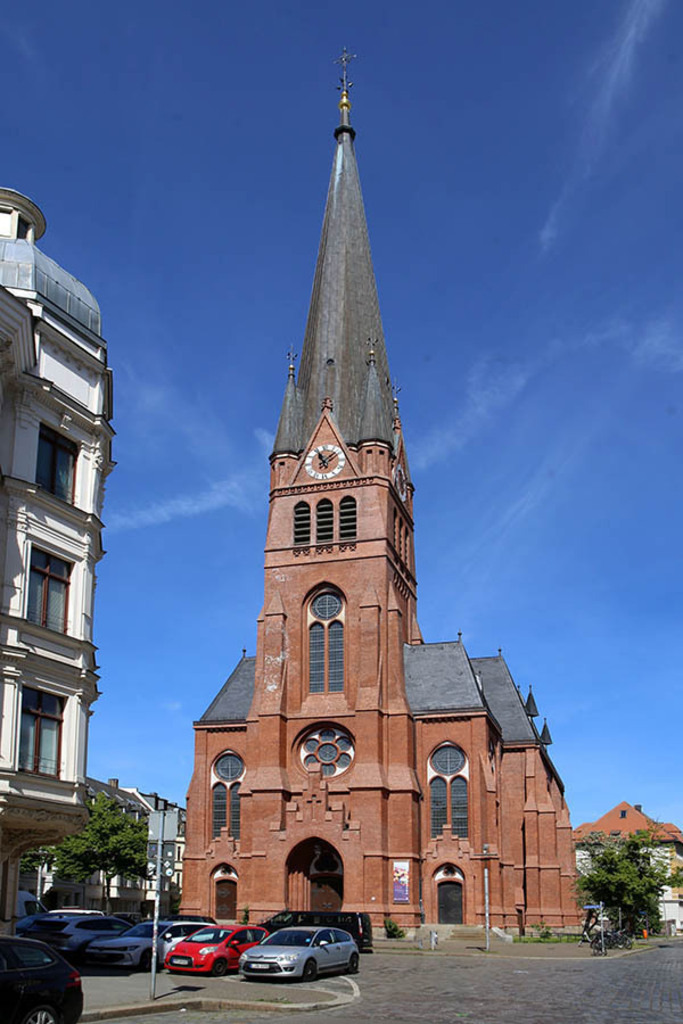 Nathanaelkirche | Entdecke über 20 Kategorien Leipzig-Motive: Foto-Downloads, hochwertige Poster, Leinwand- & Fine-Art-Prints. Jetzt Lieblingsfoto im Bildlexikon Leipzig Shop bestellen!