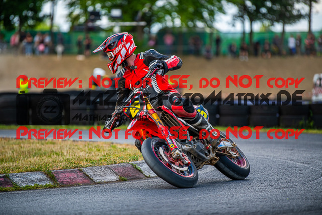 MaZZes_FotoMatrix_220528_5516 | Fotograf Mathias Schmid
Sportfotograf,
Eventfotograf,
Hochzeitsfotograf,
Portraitfotograf