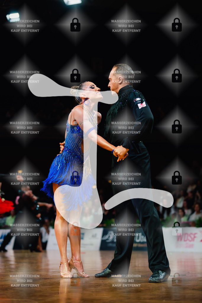 GOC 2025 - WDSF GrandSlam Latin 123rd-126th (61) Kevin Baumann _ Alisa Klemm (Germany)-2025-08-23-1114 | Webshop for digital downloads and prints of dance sport, event & show photographer Julian Link - Realisiert mit Pictrs.com